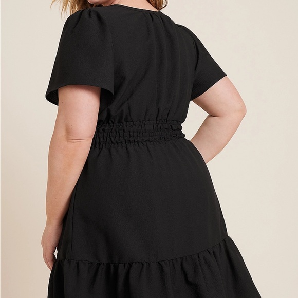 Floral V-Neck Dress - Picture 8 of 9